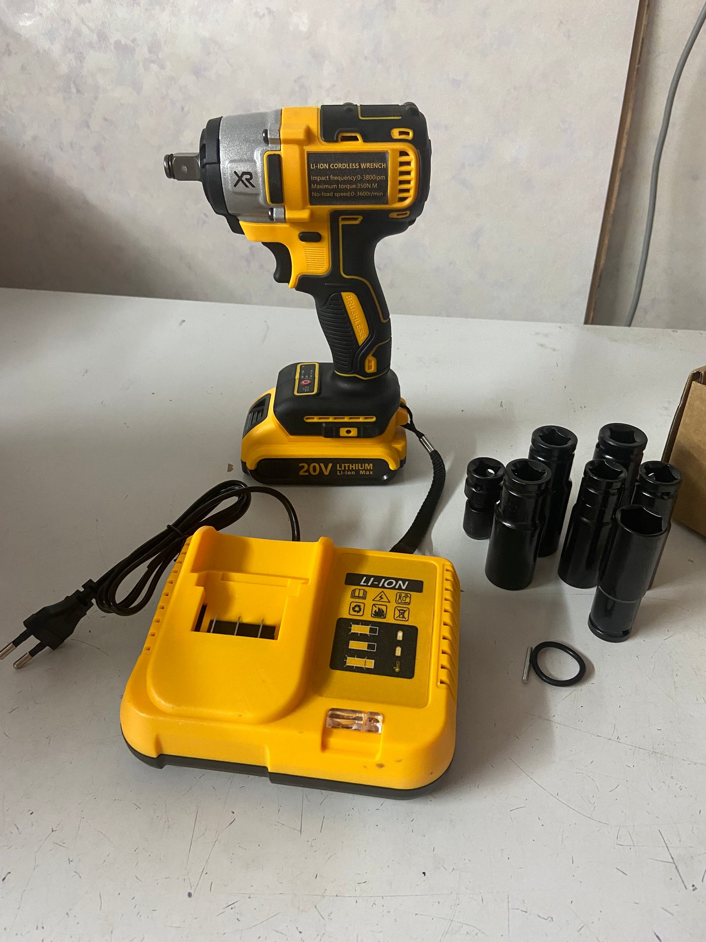 20V Cordless Impact Wrench Kit – Li-Ion Rechargeable