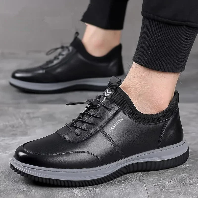 Leisure sports leather shoes for men in autumn 2024 new breathable walking low cut soft sole soft surface anti slip board shoes